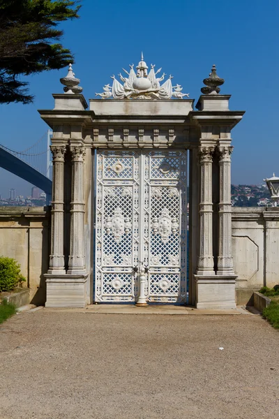 Gate in Beylerbeyi Palace — Stock Photo, Image