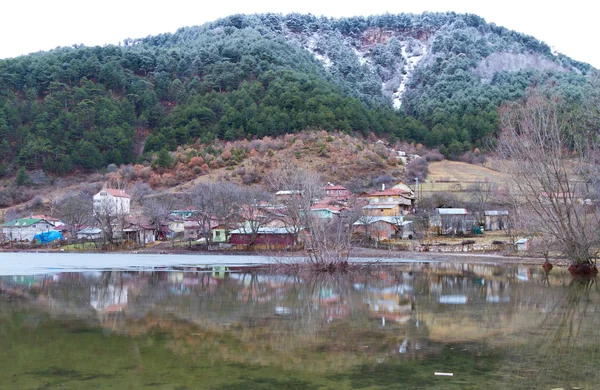 Vence cubuk lake uit Turkije — Stockfoto