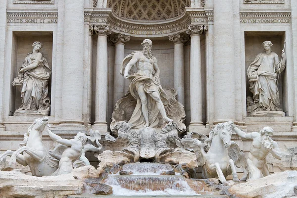 Fontana di Trevi, Róma, Olaszország — Stock Fotó