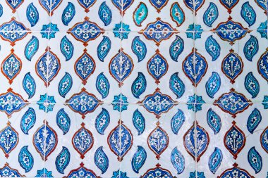 el yapımı geleneksel Türk çini mavi duvar