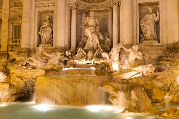 Fontana di Trevi, Róma, Olaszország — Stock Fotó