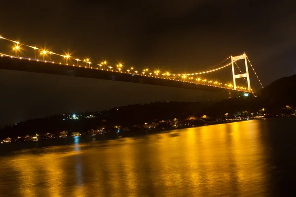 Fatih Sultan Mehmet Bridge, Istanbul, Turkije — Stockfoto