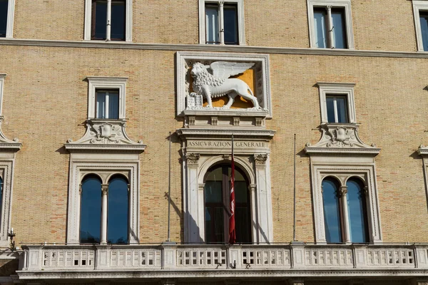 Lion Statue — Stock Photo, Image