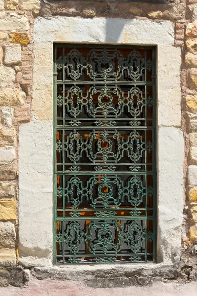 Janela da mesquita Nasrullah, Kastomonu, Turquia — Fotografia de Stock