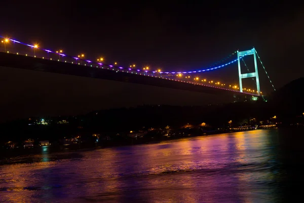 Fatih Sultan Mehmet Brücke, Istanbul, Türkei — Stockfoto