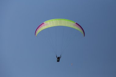yamaç paraşütü