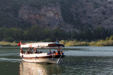 Kaunian kaya mezarları