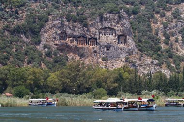 Dalyan nehir tekne turları