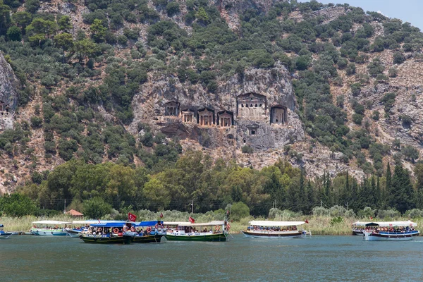 Paseos en barco en Dalyan —  Fotos de Stock