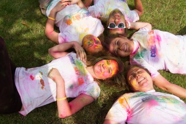 Renkli gökyüzü 5k