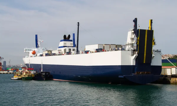 Roro-Schiff — Stockfoto