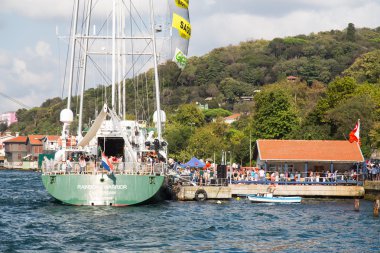 Gökkuşağı savaşçısı