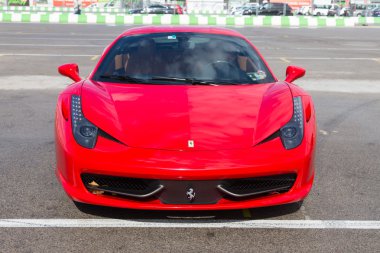 Ferrari yarış gün 