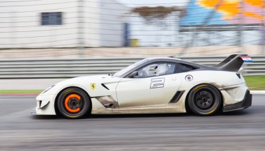 Ferrari yarış gün