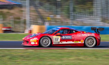 Ferrari yarış gün