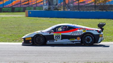 Ferrari yarış gün