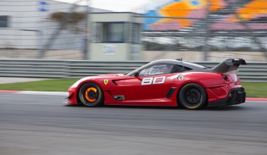 Ferrari yarış gün