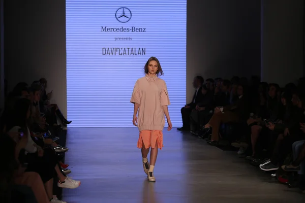 Mercedes-Benz Fashion Week Istanbul 2015 — Stock Photo, Image