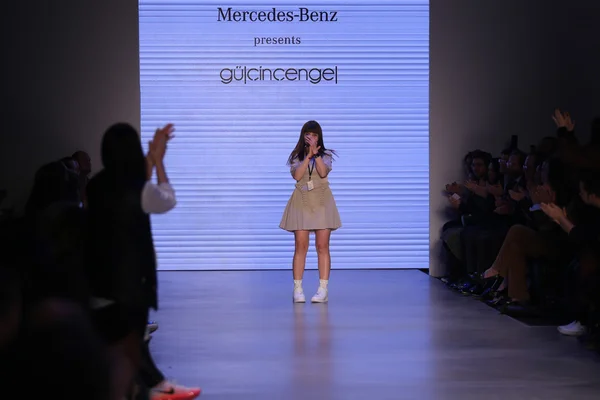 Mercedes-Benz Fashion semaine Istanbul 2015 — Photo