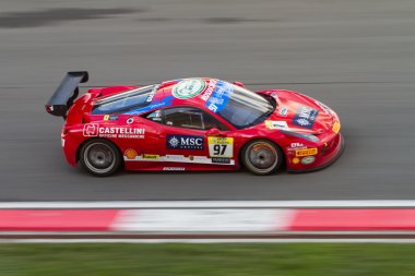 Ferrari yarış gün