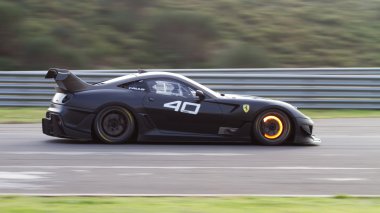 Ferrari yarış gün