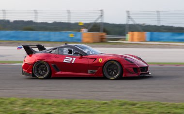 Ferrari yarış gün