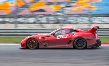 Ferrari yarış gün