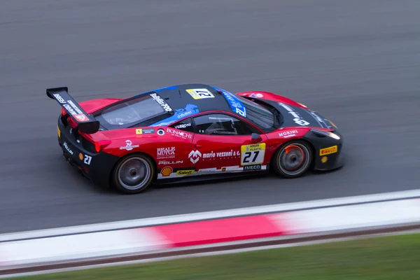 Ferrari yarış gün — Stok fotoğraf
