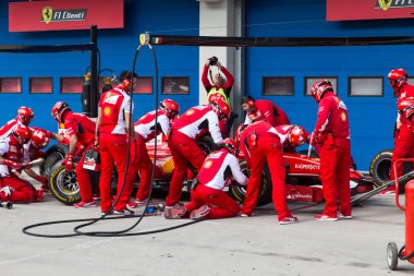 Ferrari yarış gün