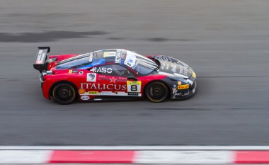 Ferrari yarış gün