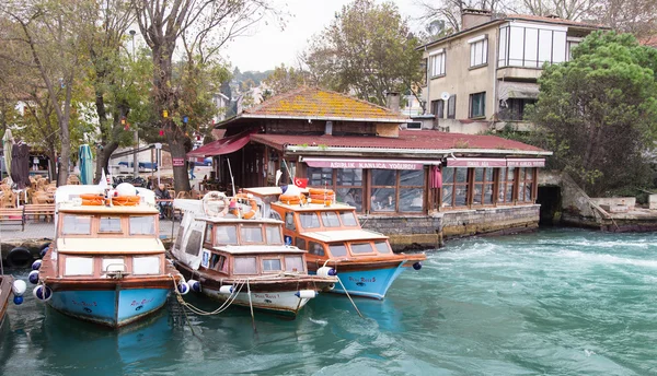 Kanlica viertel in istanbul — Stockfoto