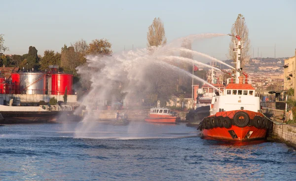 Bateau à feu — Photo