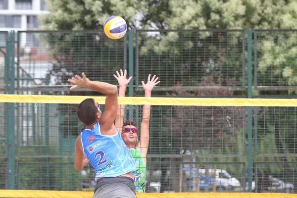 Nestea Pro Beach Tour Kondász Attila nyitott — Stock Fotó