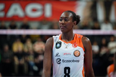 ISTANBUL, TURKIYE - 22 Ekim 2025: Eczacibasi Dynavit vs Vakıfbank Türkiye Sultanlar Ligi Eczacibasi Spor Salonu karşılaşmasında Sinead Jack-Kisal