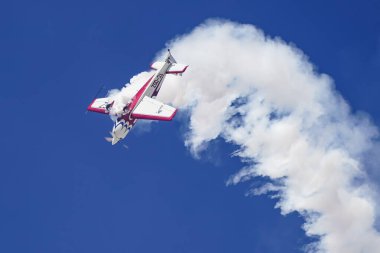 ESKISEHIR, TURKIYE - 20 Eylül 2025: Sivrihisar SHG Hava Gösterisinde Ekstra 300L (1290)