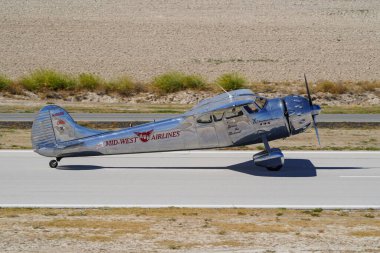 ESKISEHIR, TURKIYE - 20 Eylül 2025: Sivrihisar SHG Hava Gösterisinde Cessna 195A (7594)