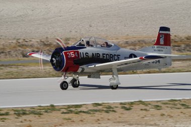 ESKISEHIR, TURKIYE - 21 Eylül 2025: Kuzey Amerika T-28B Truvali (200-425) Sivrihisar SHG Hava Gösterisinde