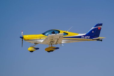 ESKISEHIR, TURKIYE - 21 Eylül 2025: BRM Aero Bristell TDO (120) Sivrihisar SHG Airshow 'da sergilendi