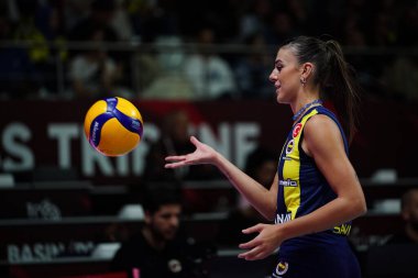ISTANBUL, TURKIYE - 19 Ekim 2025: Fenerbahçe 'de Alessia Orro, Burhan Felek Spor Salonu' nda Türk Hava Yolcuları Türk Sultanları Ligi karşılaşmasına karşı