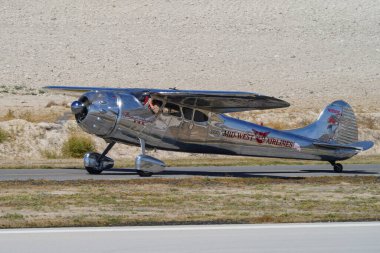 ESKISEHIR, TURKIYE - 21 Eylül 2025: Sivrihisar SHG Hava Gösterisinde Cessna 195A (7594)