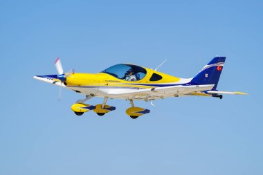 ESKISEHIR, TURKIYE - 20 Eylül 2025: BRM Aero Bristell TDO (120) Sivrihisar SHG Airshow 'da sergilendi