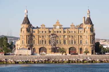 Haydarpaşa tren istasyonu