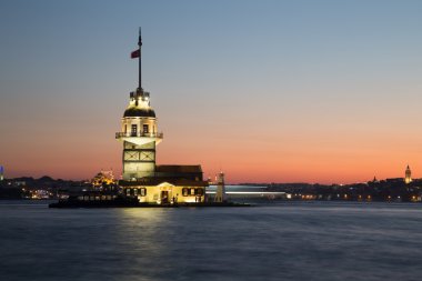 İstanbul 'da Bakireler Kulesi