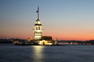 İstanbul 'da Bakireler Kulesi