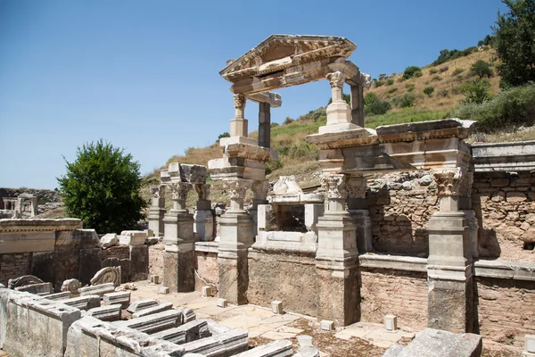 Fuente de Trajano en Éfeso Ciudad Antigua —  Fotos de Stock