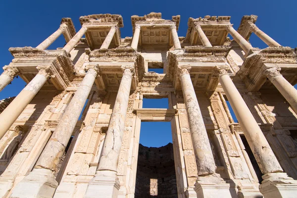 Bibliothek des celsus in ephesus — Stockfoto