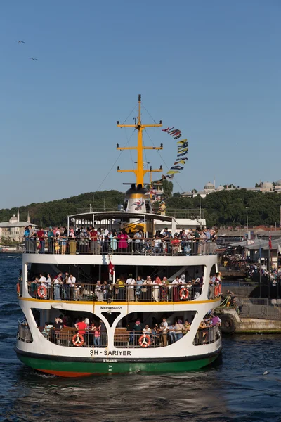 A white Ferry — Stock Photo, Image