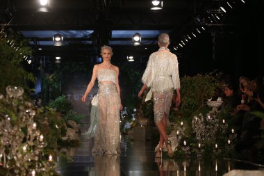 Istanbul'da Tuvanam Catwalk
