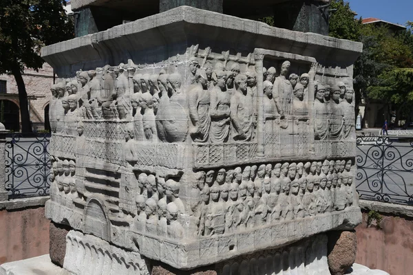 Basis van de Obelisk van Theodosius in Istanbul, Turkije — Stockfoto