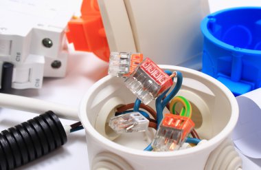 Elektrik Tesisatı için bileşenler